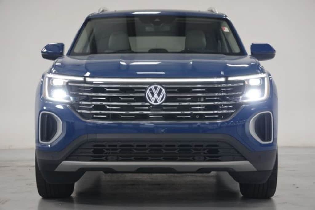Used 2025 Volkswagen Atlas 2.0T SEL SUV