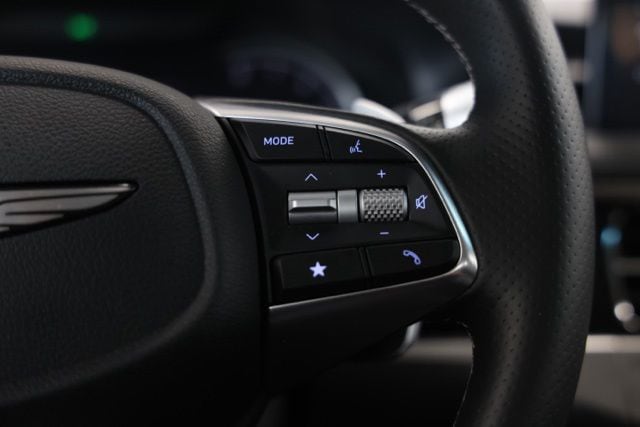 2026 GENESIS G70 Standard - Photo 29