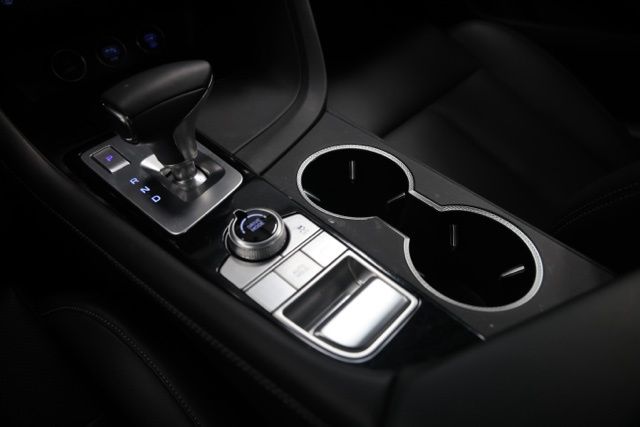 2026 GENESIS G70 Standard - Photo 26
