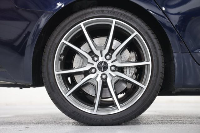 2026 GENESIS G70 Standard - Photo 16