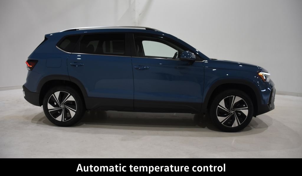 New 2026 Volkswagen Taos 1.5T SE SUV