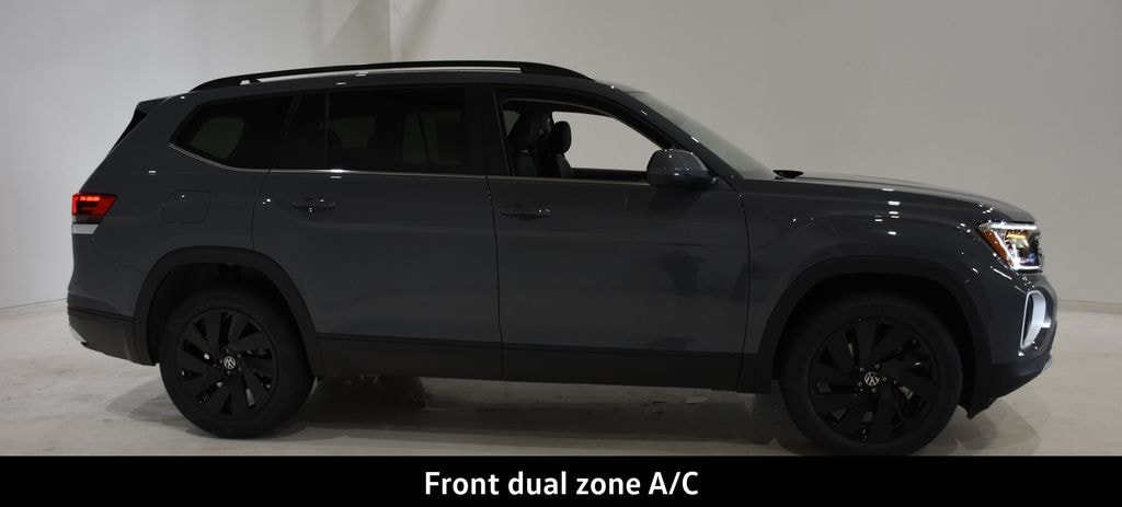 New 2026 Volkswagen Atlas SE w/Technology SUV