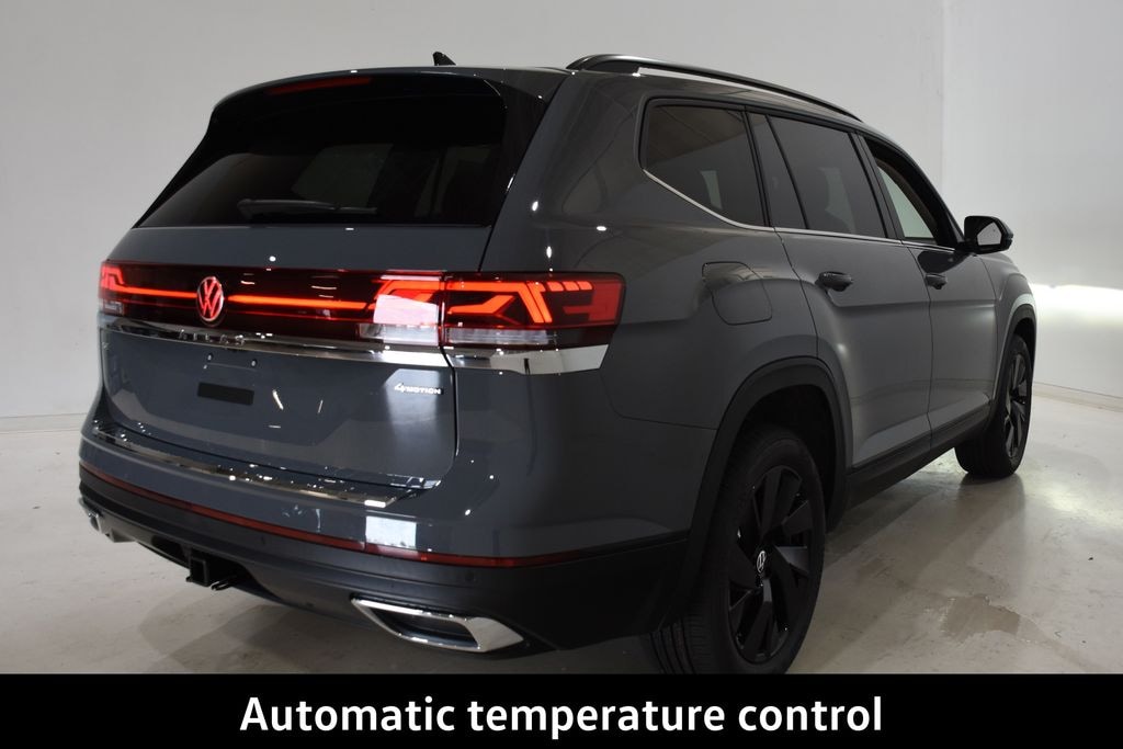 New 2026 Volkswagen Atlas SE w/Technology SUV