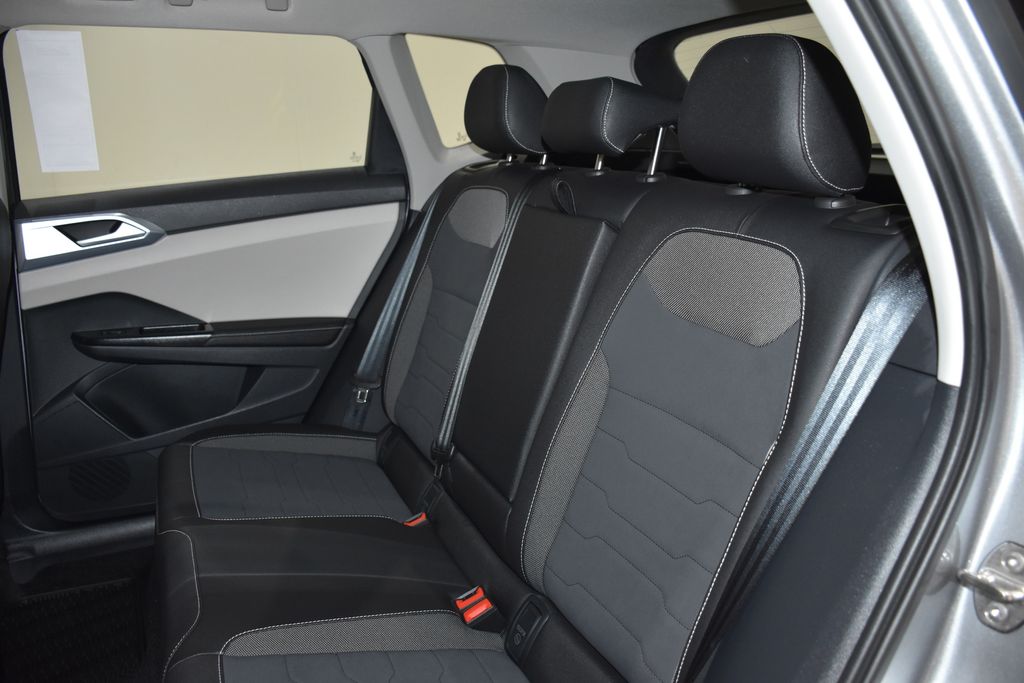 2026 Volkswagen Taos SE - Photo 28