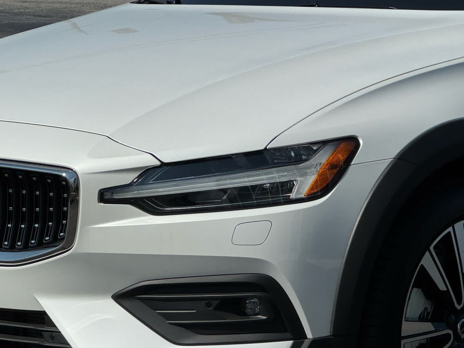 2026 Volvo V60 Cross Country Ultra - Photo 5