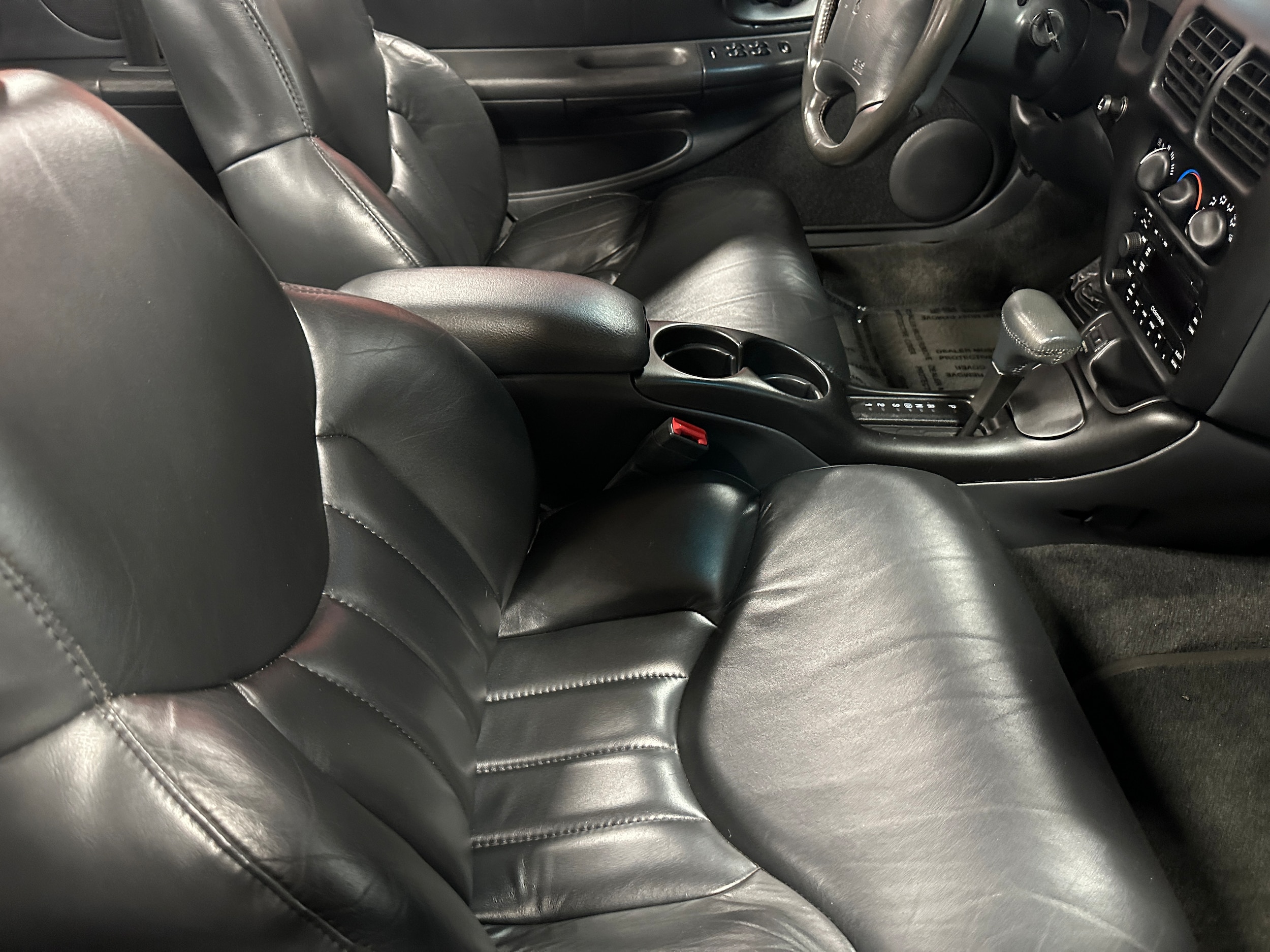 1995 Oldsmobile Cutlass Supreme - Photo 27