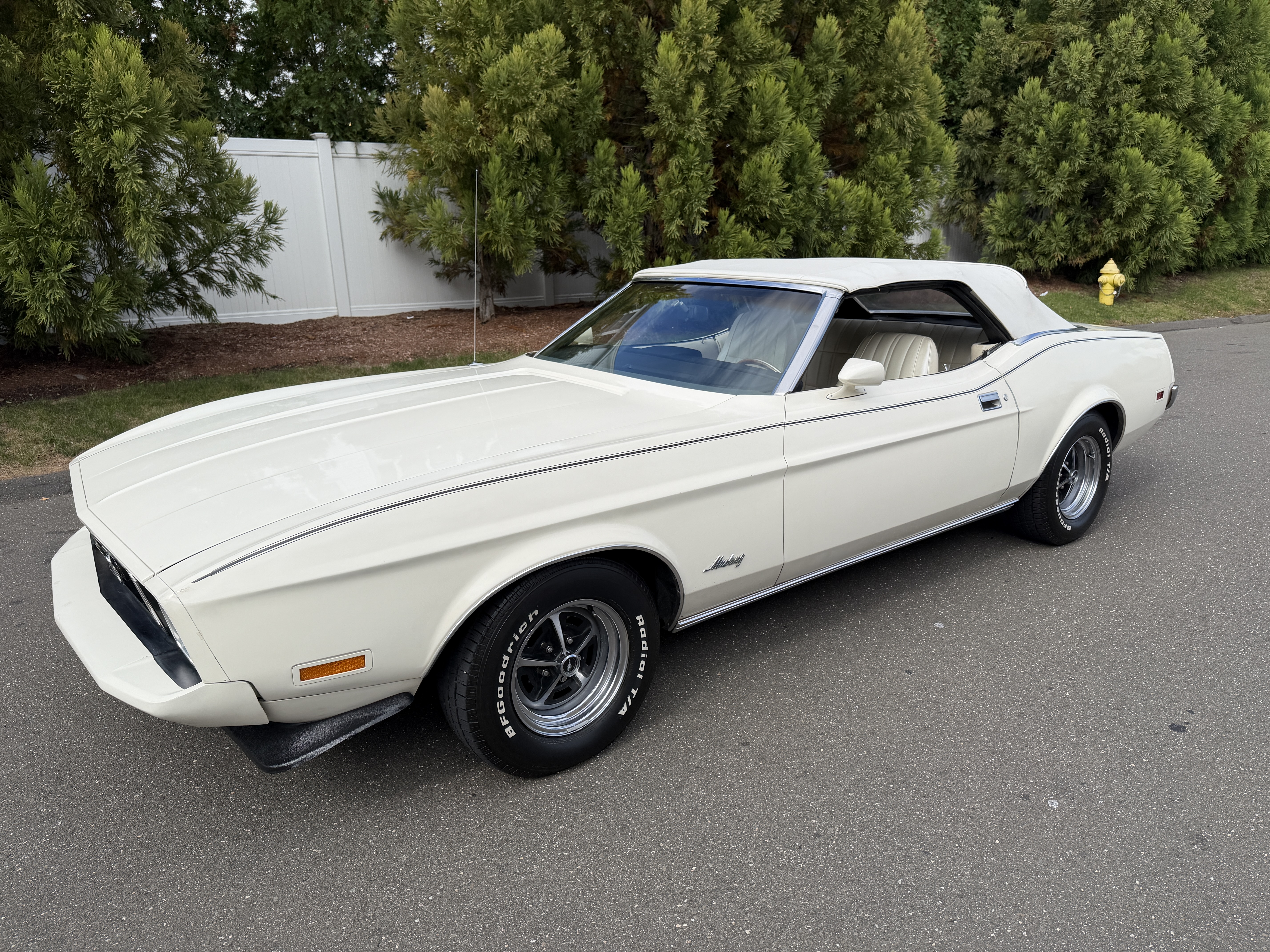  FORD MUSTANG