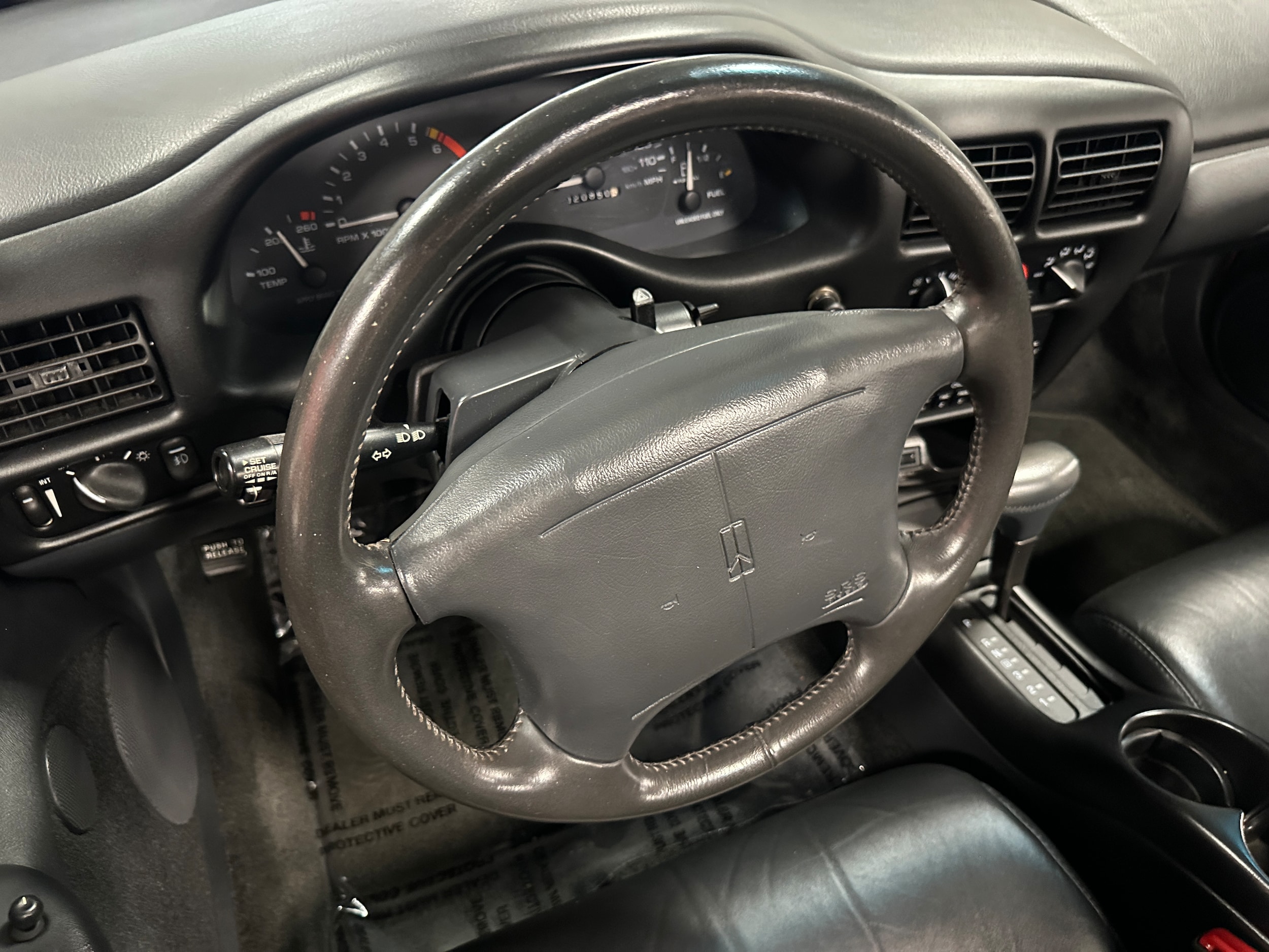 1995 Oldsmobile Cutlass Supreme - Photo 33
