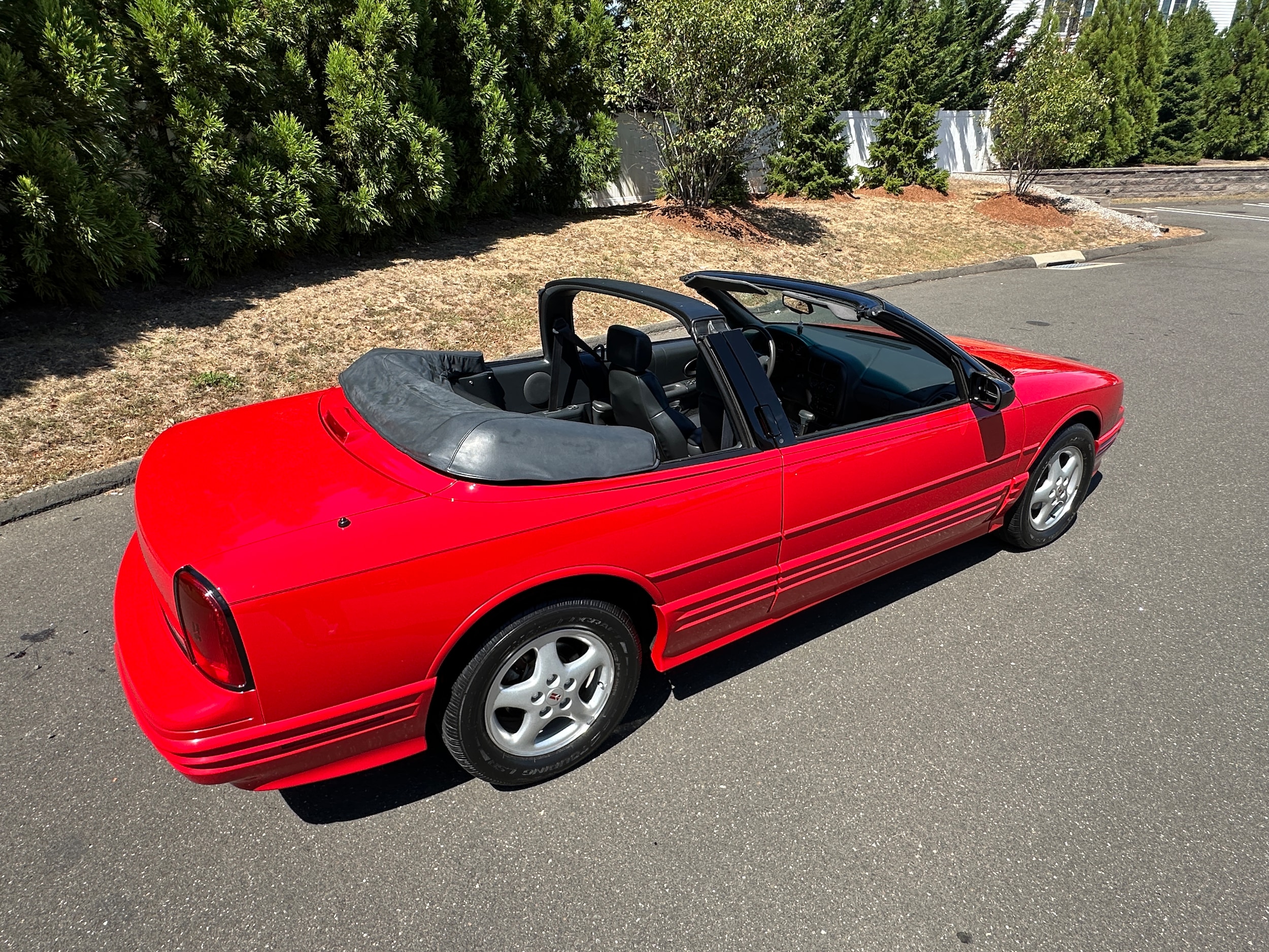 1995 Oldsmobile Cutlass Supreme - Photo 9