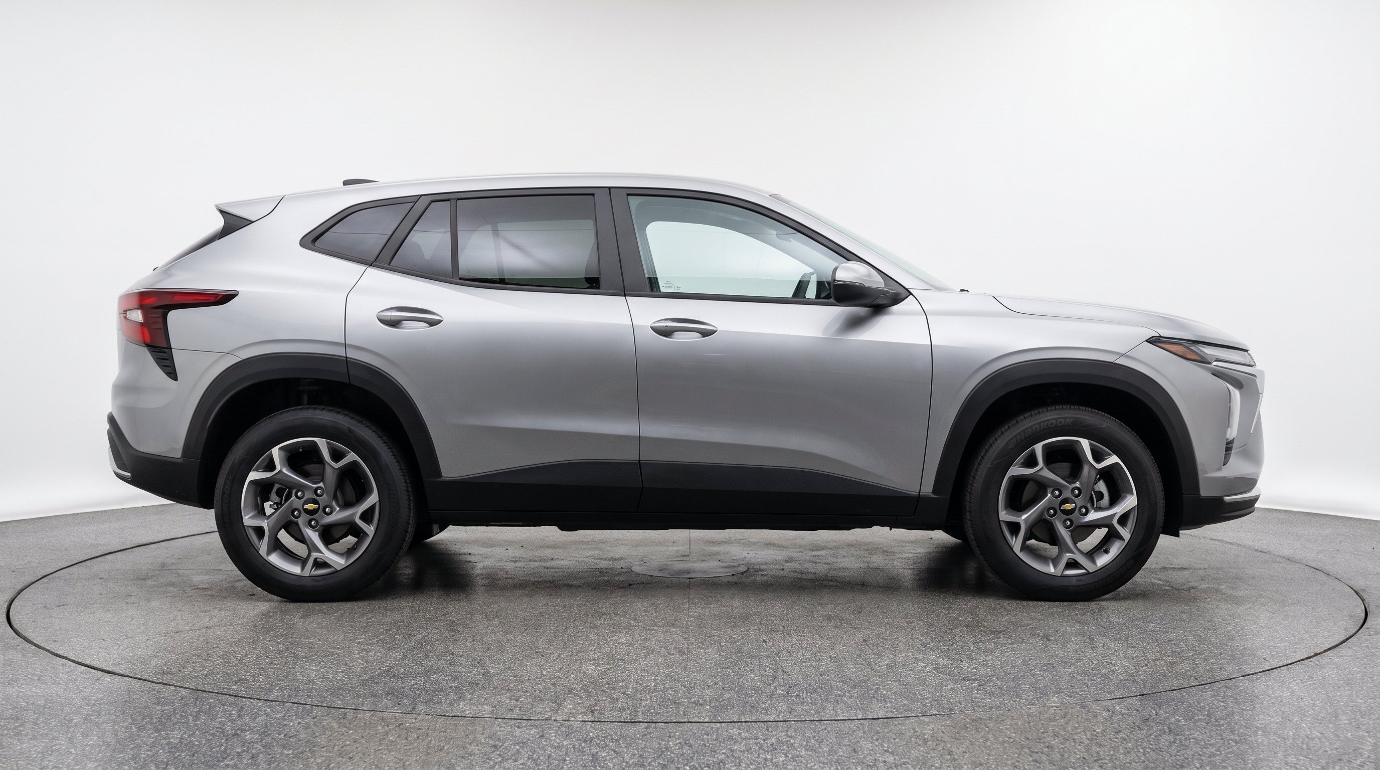 Thumbnail: 2025 Chevrolet Trax - 9