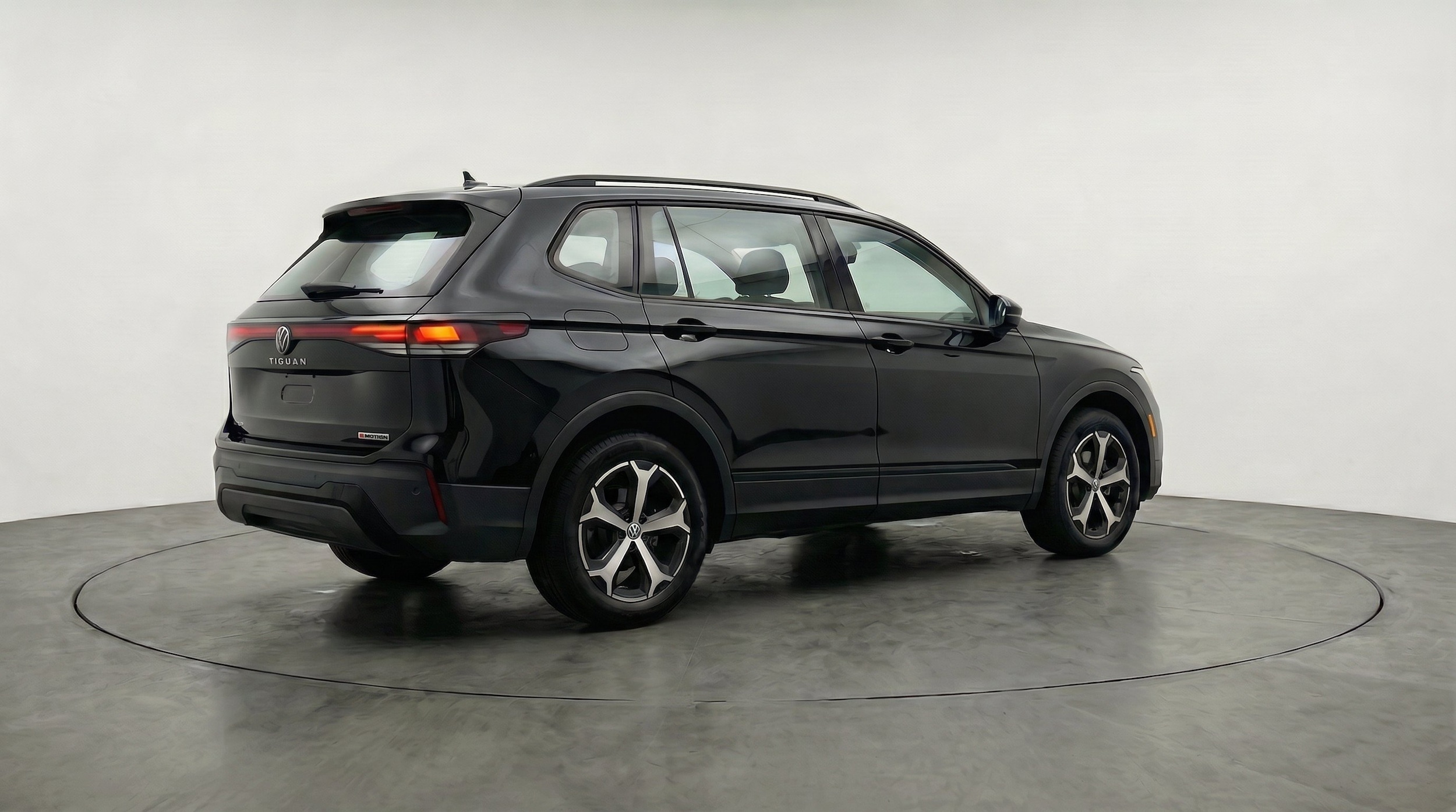 Thumbnail: 2026 Volkswagen Tiguan - 7