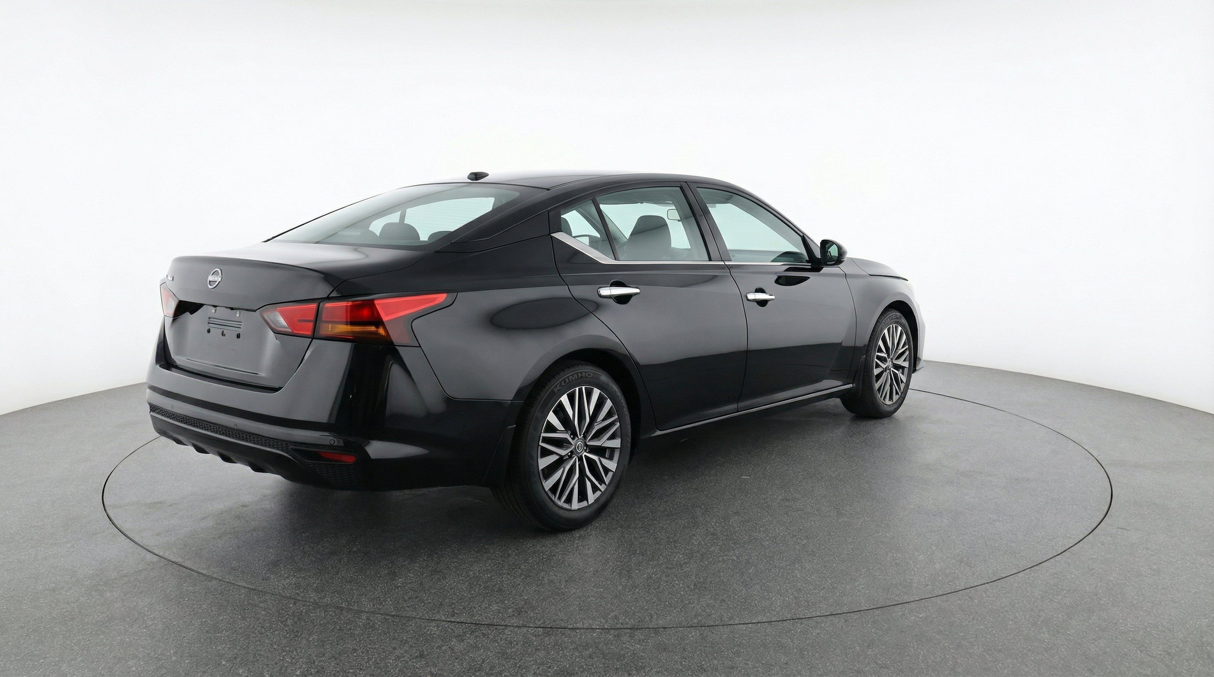Thumbnail: 2025 Nissan Altima - 7