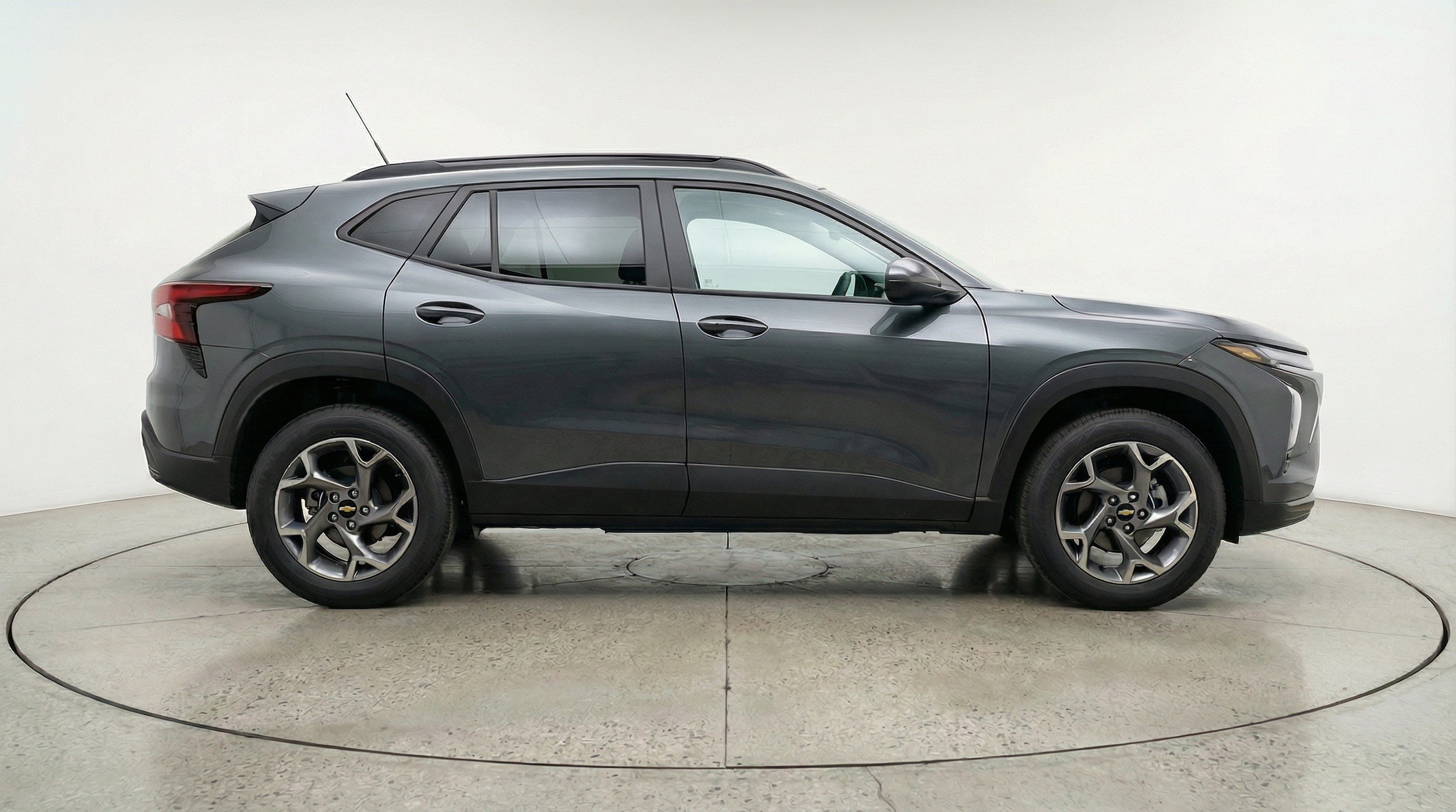 Thumbnail: 2025 Chevrolet Trax - 10
