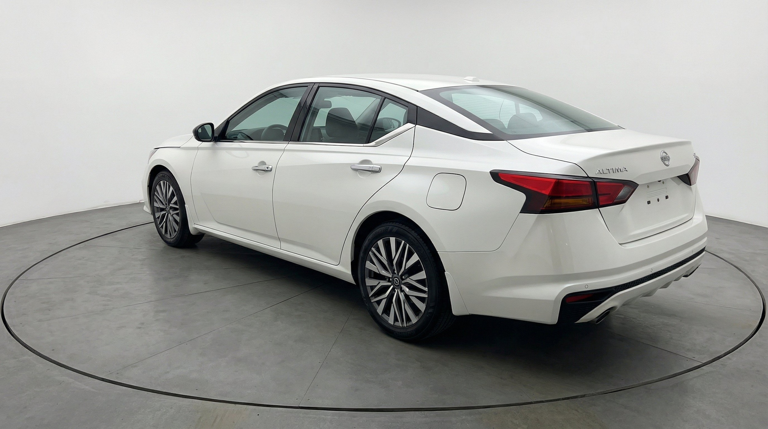 Thumbnail: 2025 Nissan Altima - 6