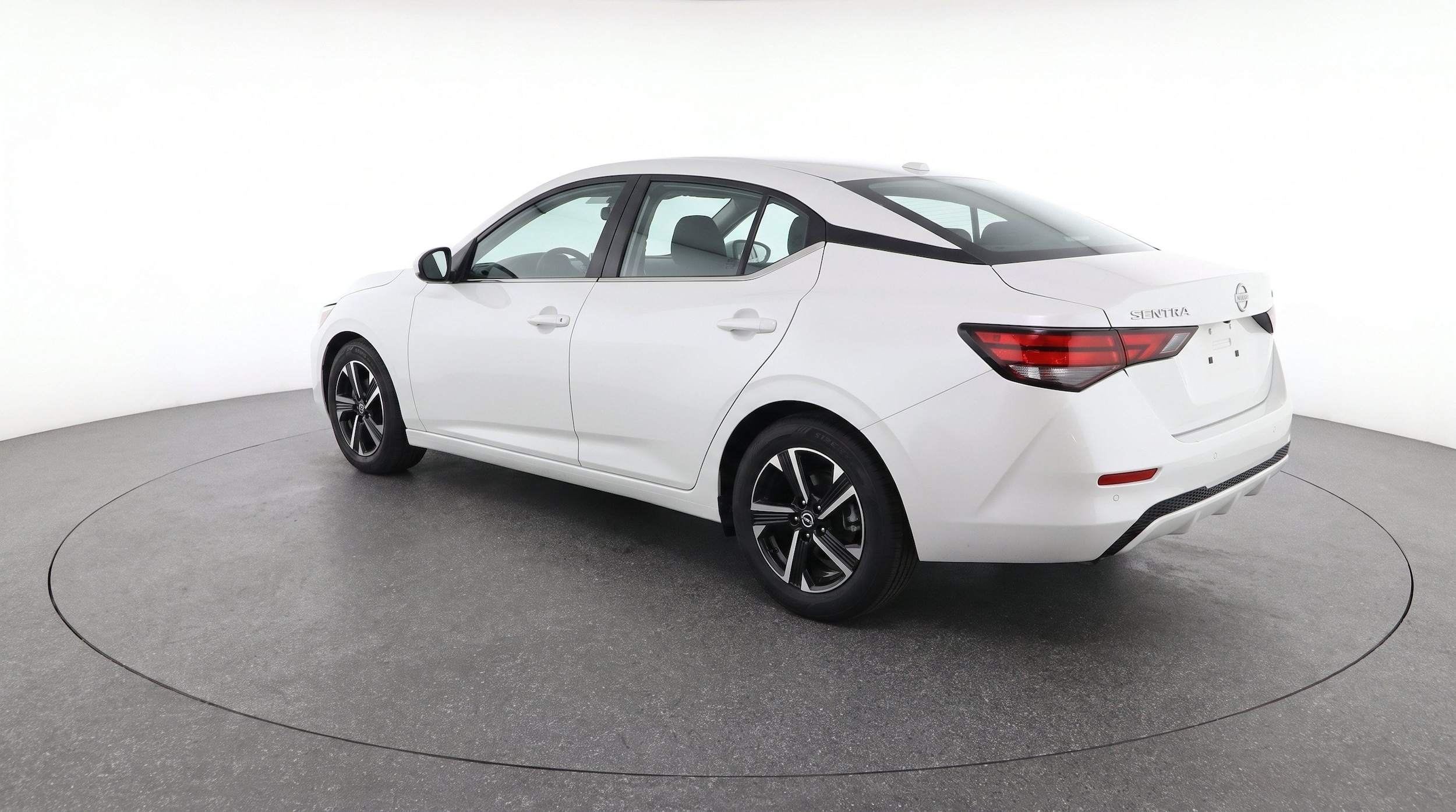 Thumbnail: 2025 Nissan Sentra - 5