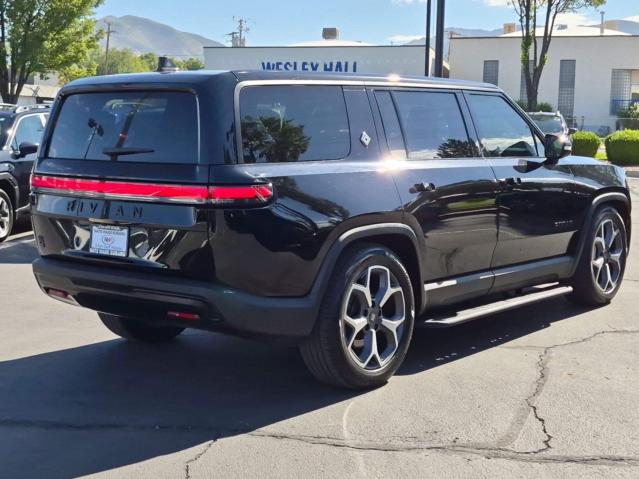 Used 2024 Rivian R1S Adventure SUV