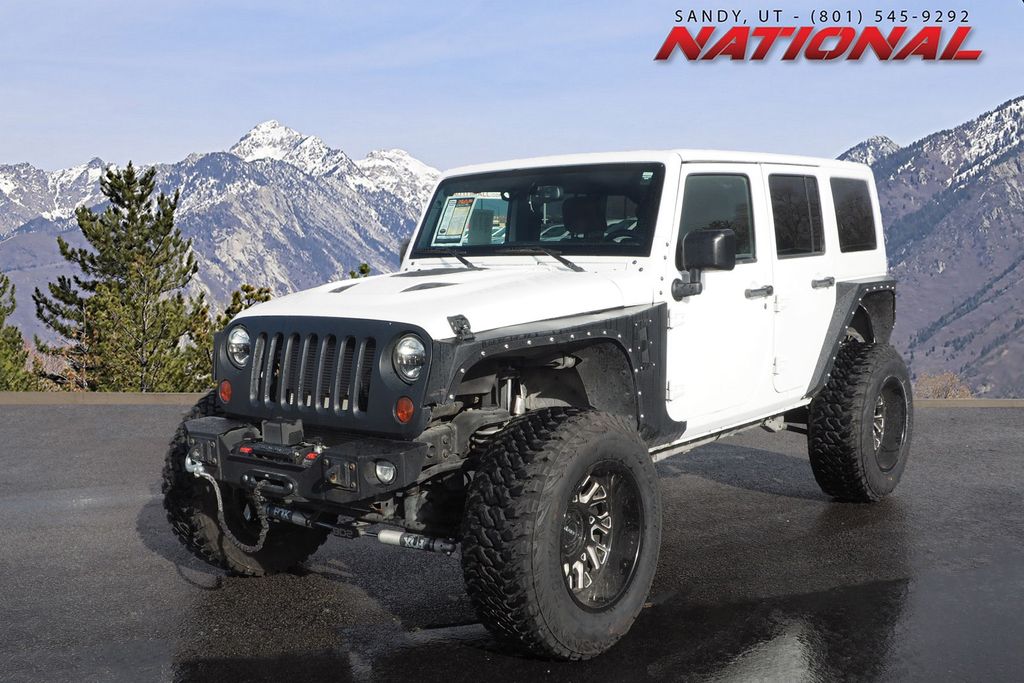 2017 Jeep Wrangler Unlimited Sahara SUV
