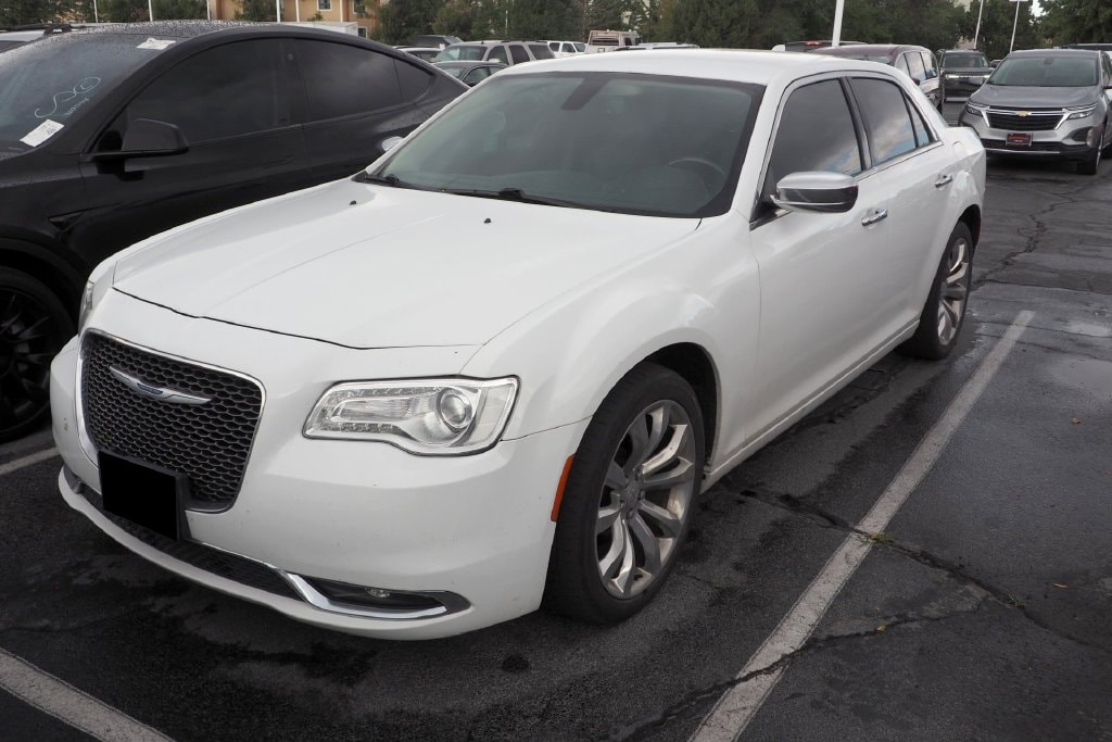 2019 Chrysler 300