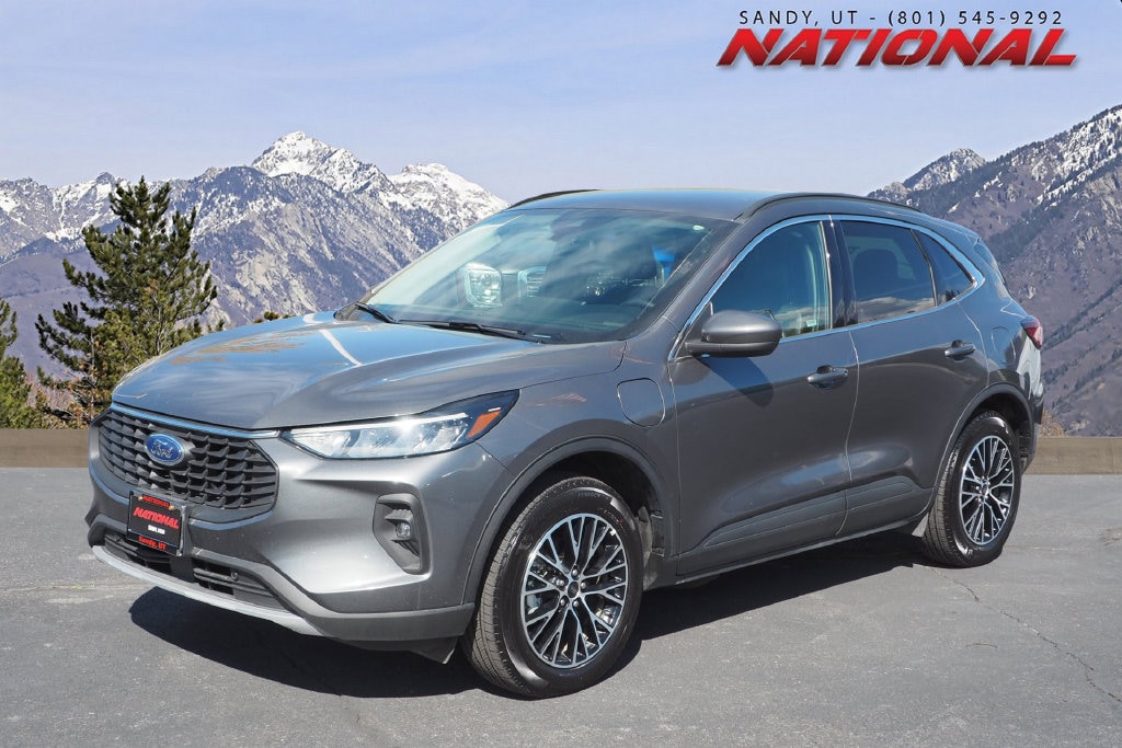 2025 Ford Escape Plug-in hybrid