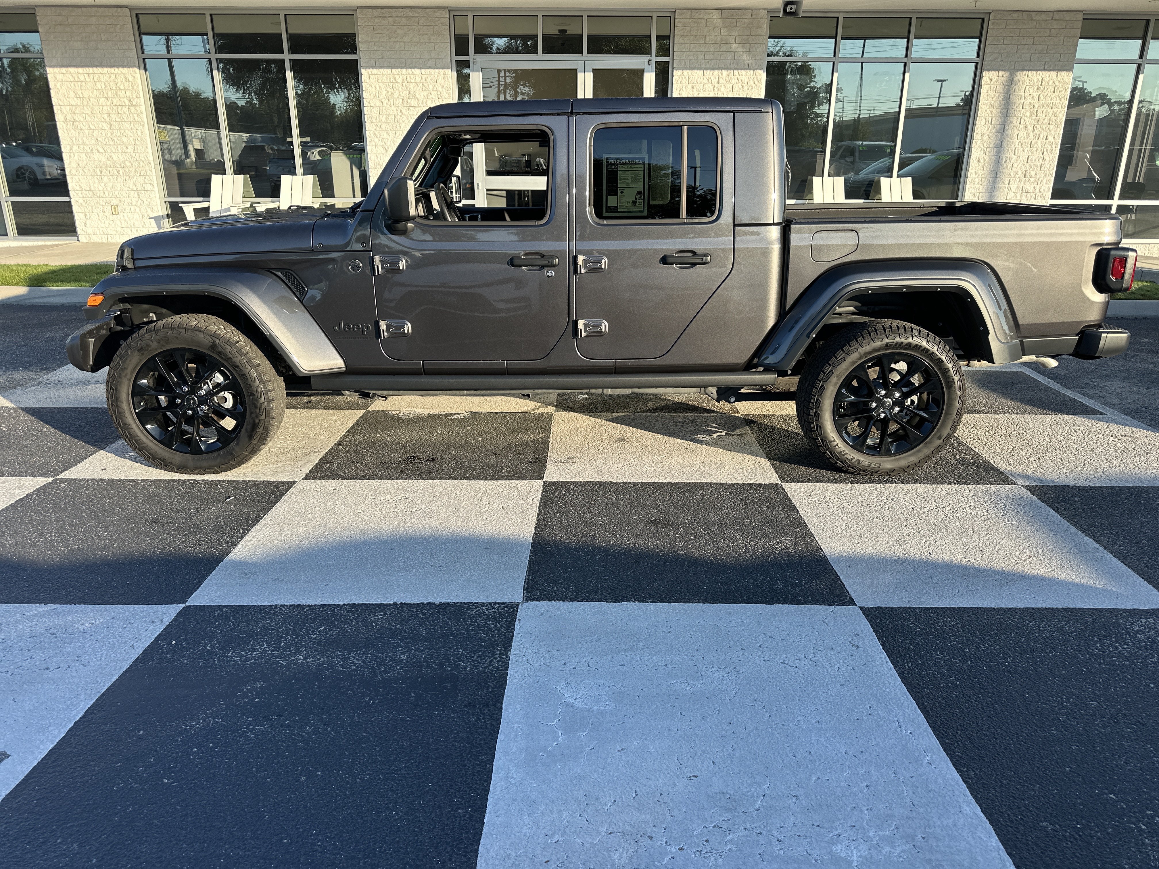 2025 Jeep Gladiator Nighthawk