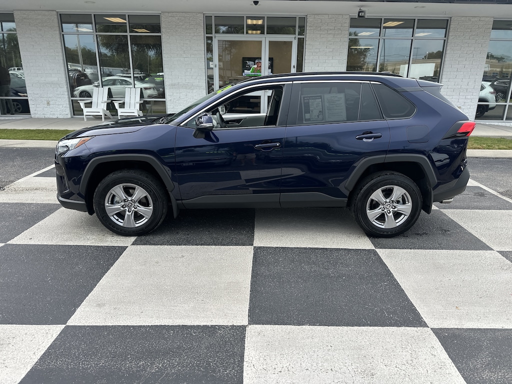 Used 2025 Toyota RAV4 XLE SUV