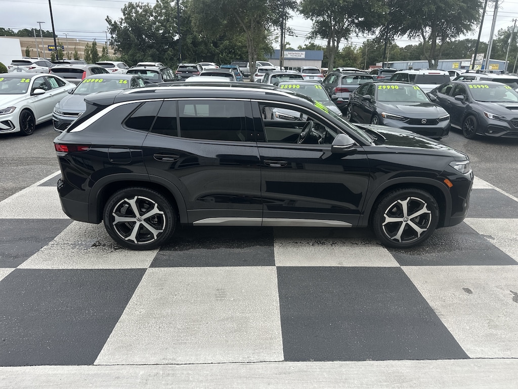 Used 2026 Volkswagen Tiguan SE SUV
