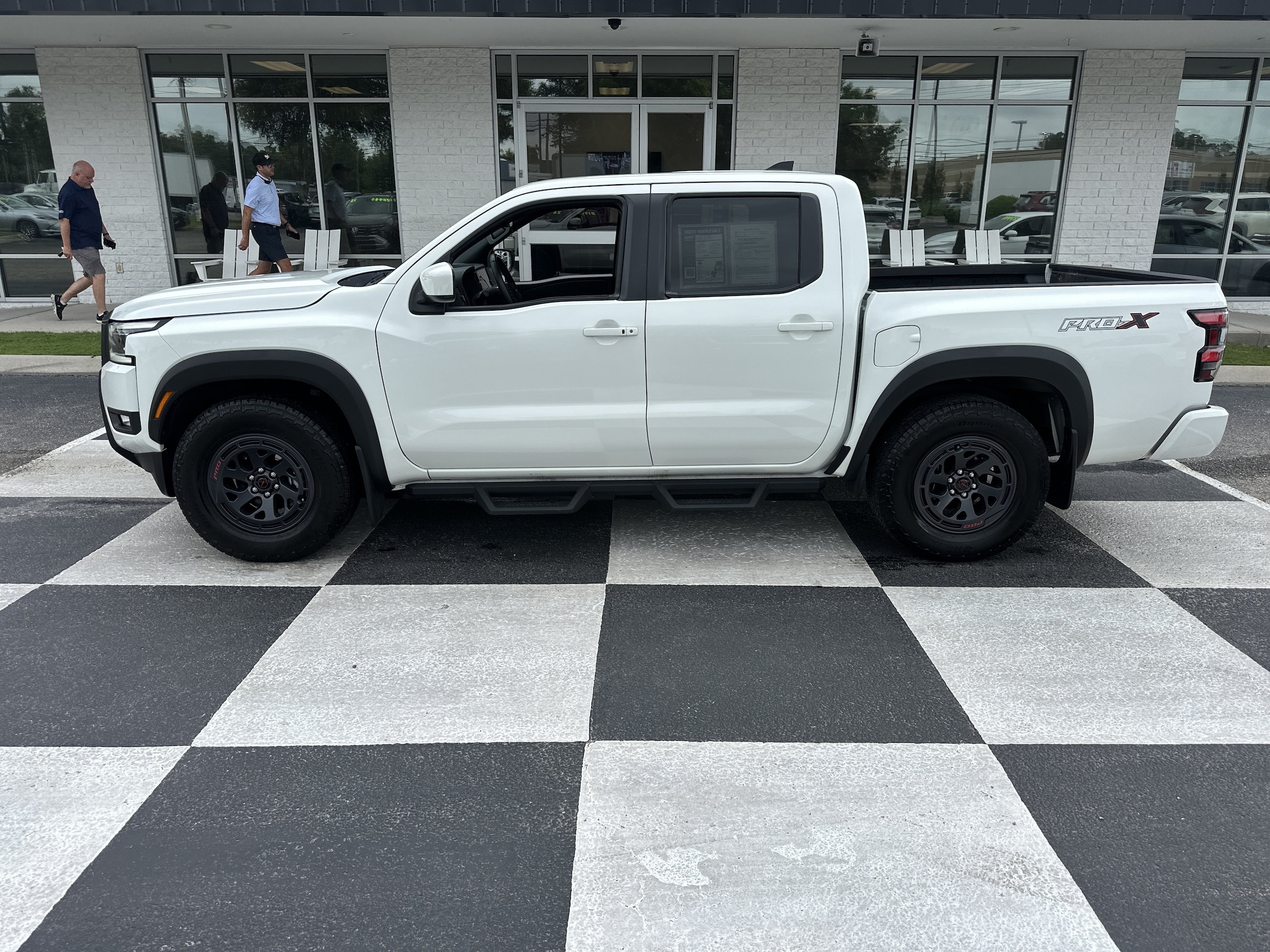 2025 Nissan Frontier