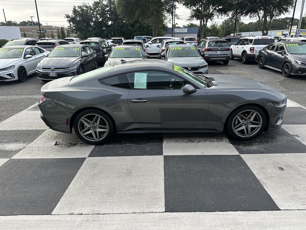 Used 2025 Ford Mustang Coupe