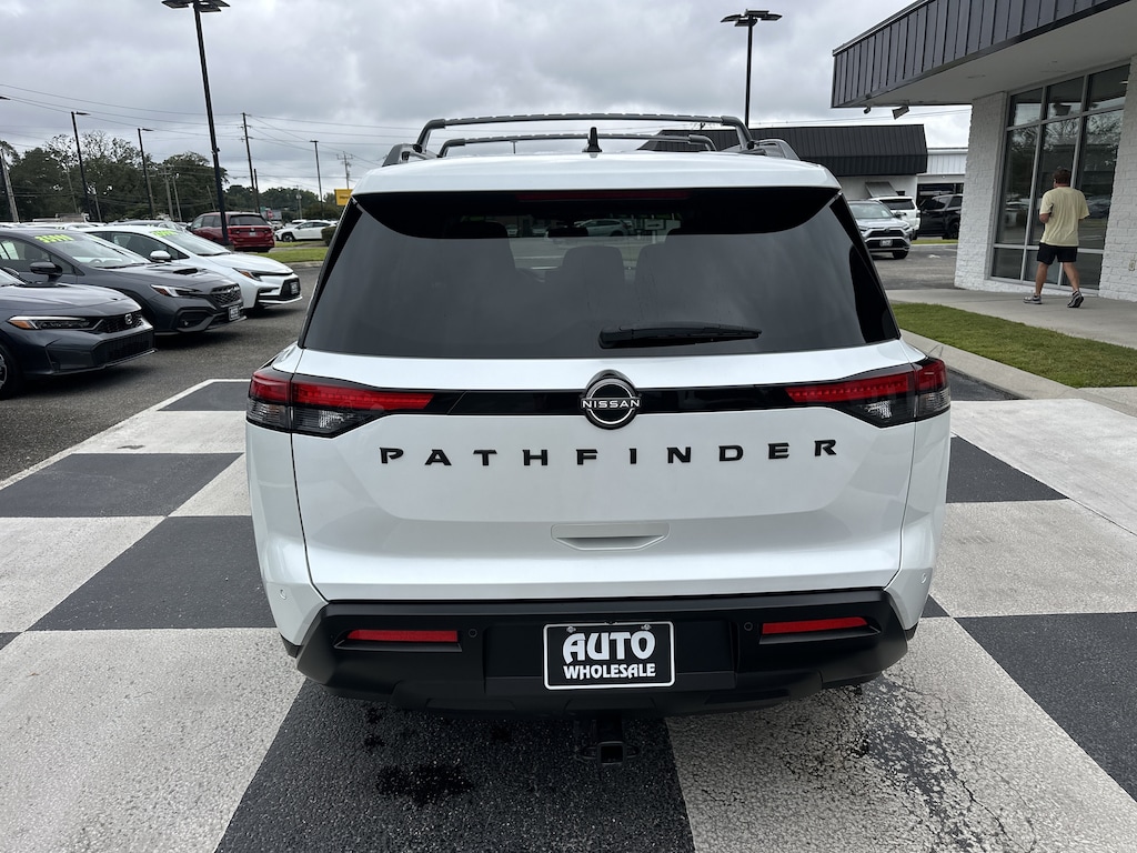 Used 2026 Nissan Pathfinder SV SUV