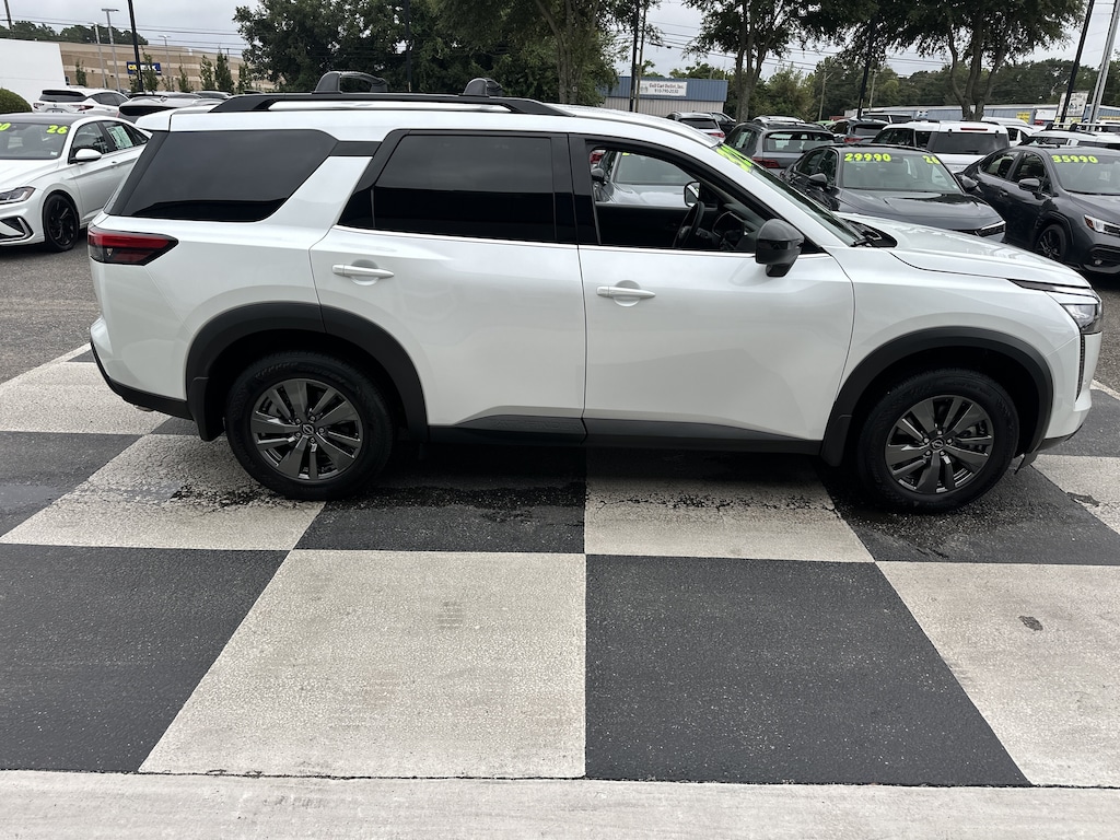 Used 2026 Nissan Pathfinder SV SUV