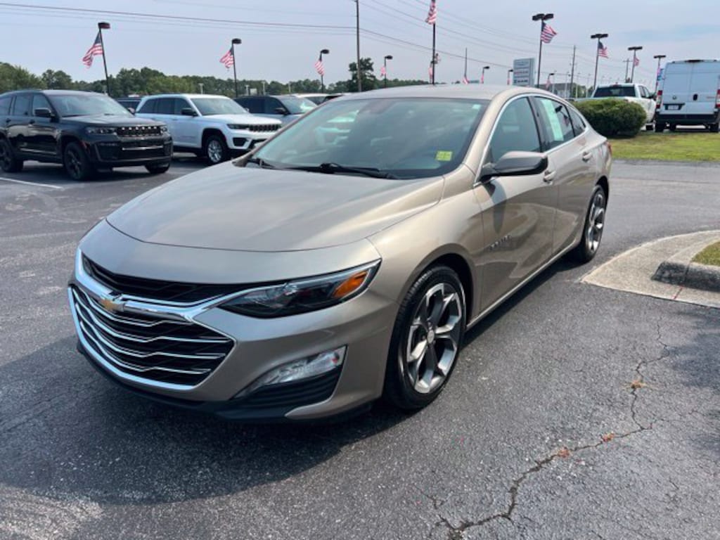 Used 2024 Chevrolet Malibu LT Sedan