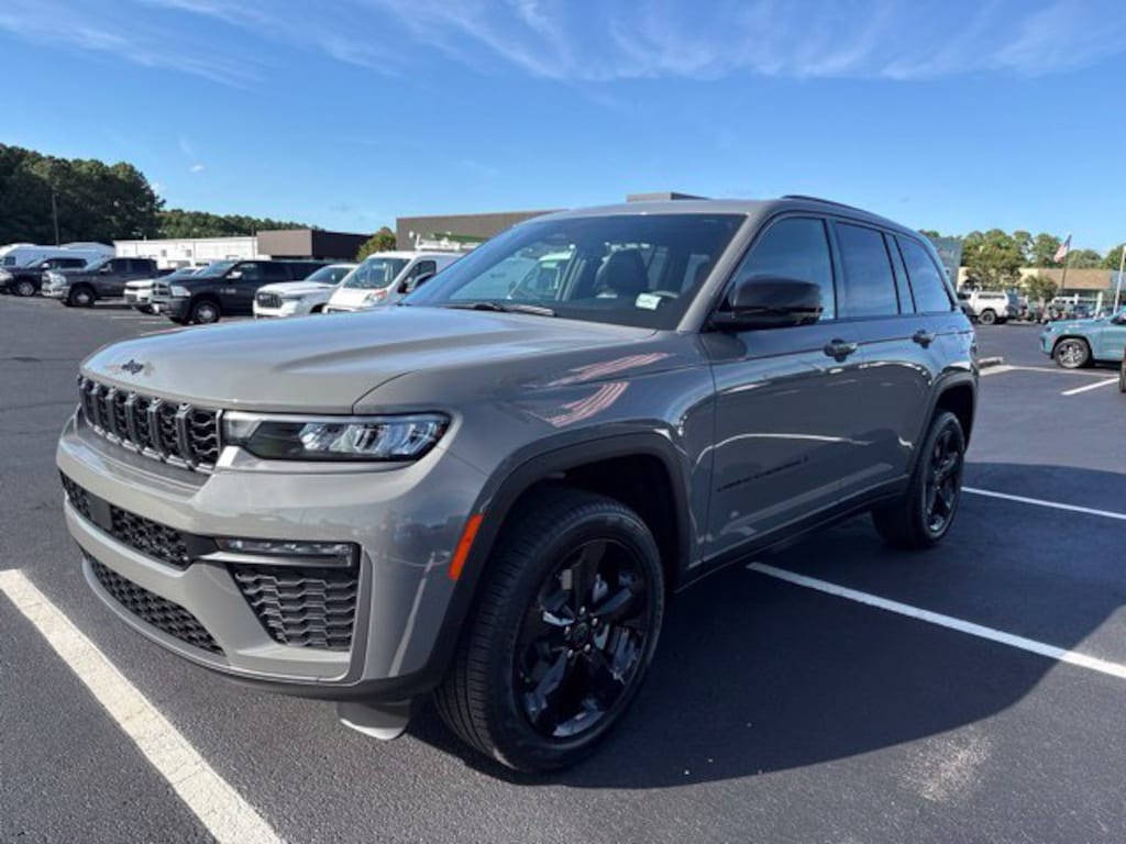 New 2027 Jeep Grand Cherokee Limited 4X4 SUV