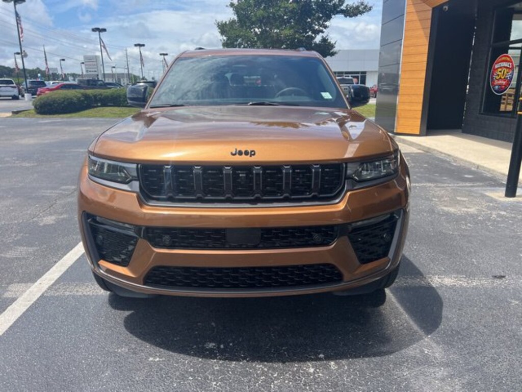 New 2026 Jeep Grand Cherokee L Limited Reserve 4X4 SUV