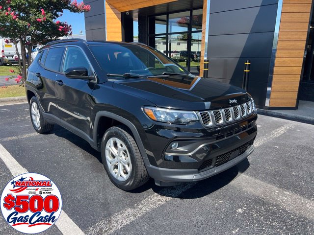 Used 2024 Jeep Compass Latitude SUV