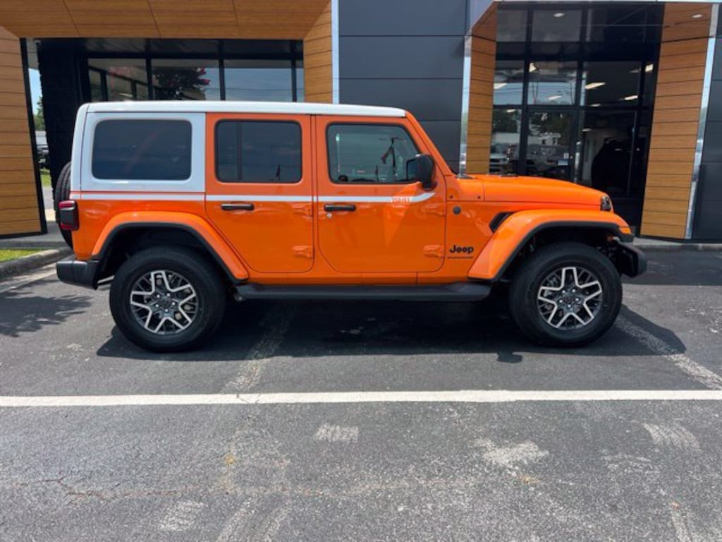 New 2026 Jeep Wrangler Sahara 4X4 SUV