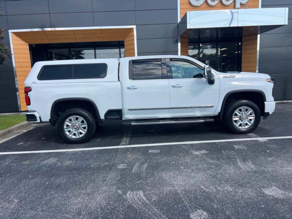 Used 2025 Chevrolet Silverado 2500HD High Country Crew Cab