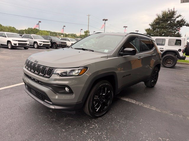 New 2026 Jeep Compass Latitude Altitude 4X4 SUV