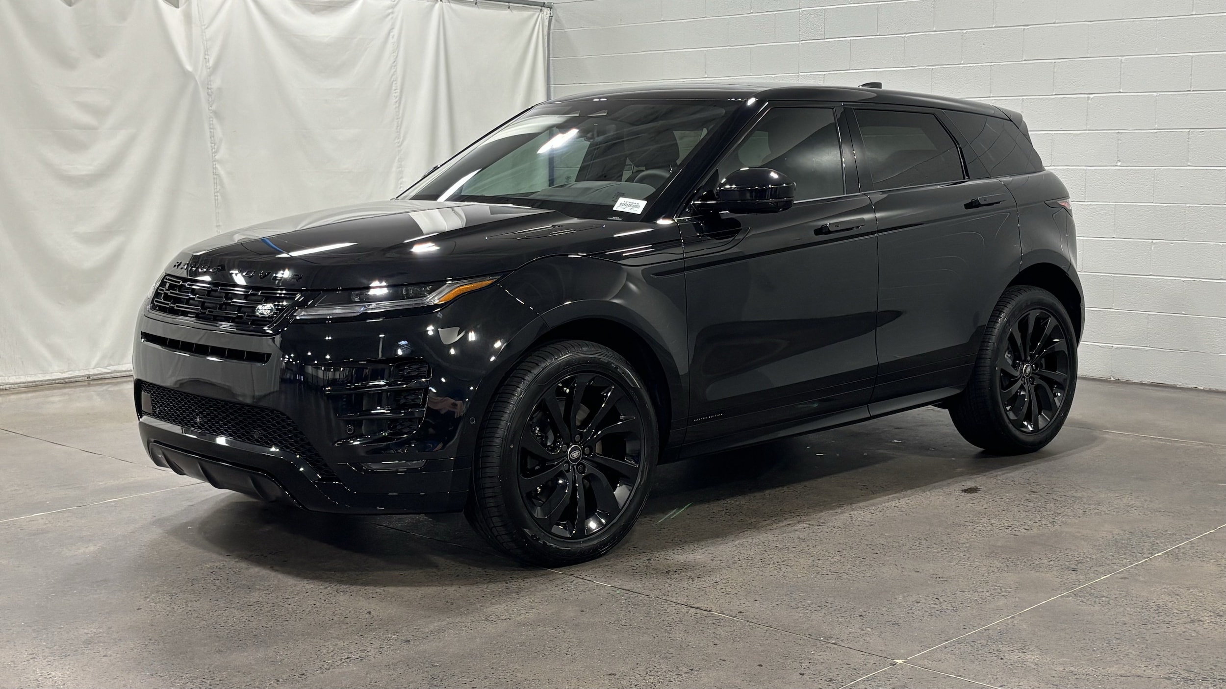 2026 Land Rover Range Rover Evoque Hoxton Edition