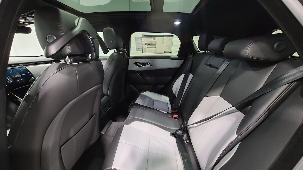 Used 2026 Land Rover Range Rover Velar Dynamic SE SUV