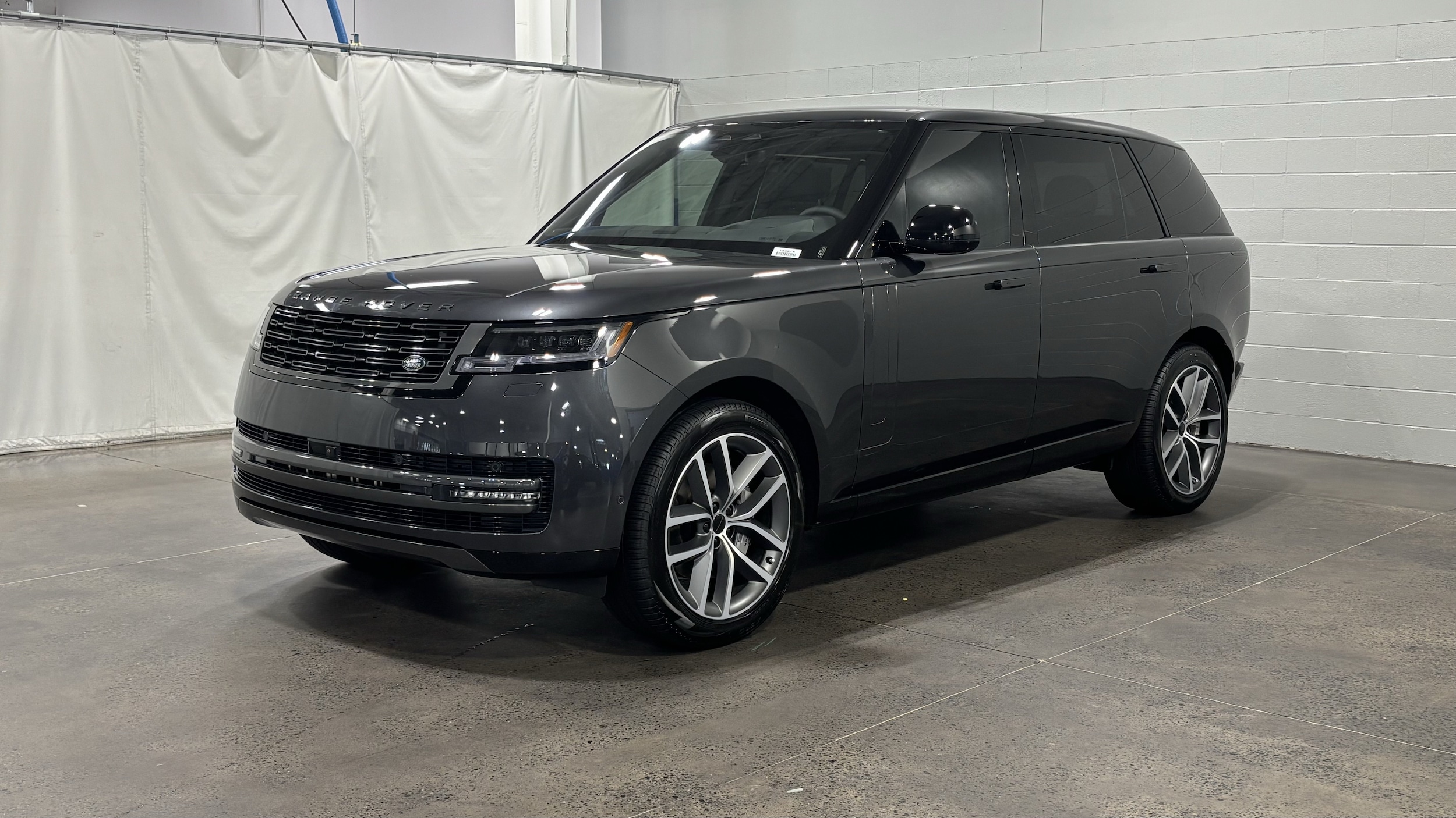 2026 Land Rover Range Rover SE