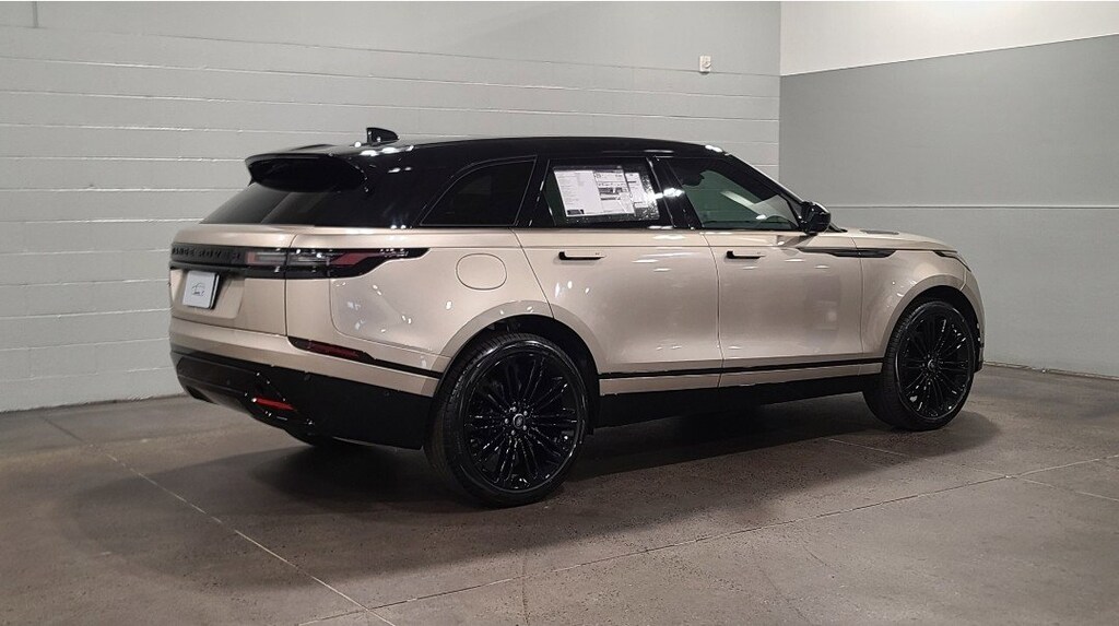 Used 2026 Land Rover Range Rover Velar Dynamic SE SUV