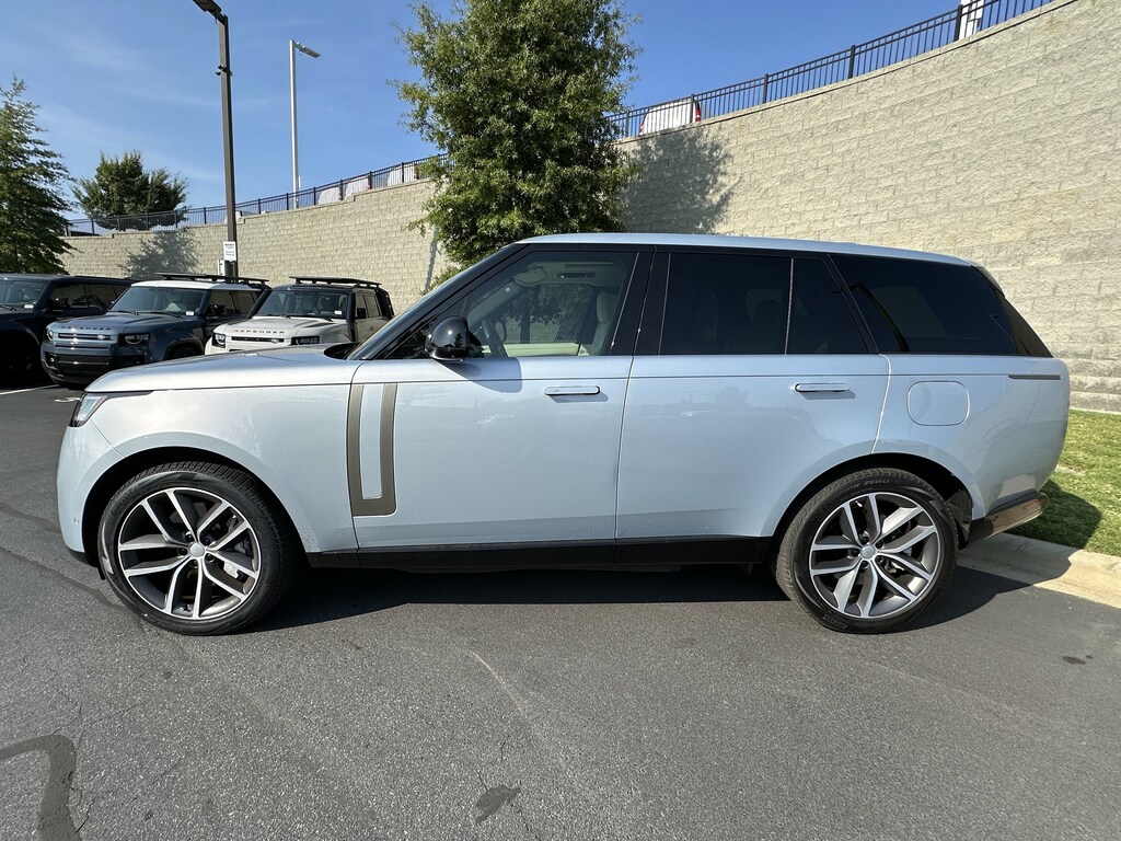 Certified 2025 Land Rover Range Rover SE SUV