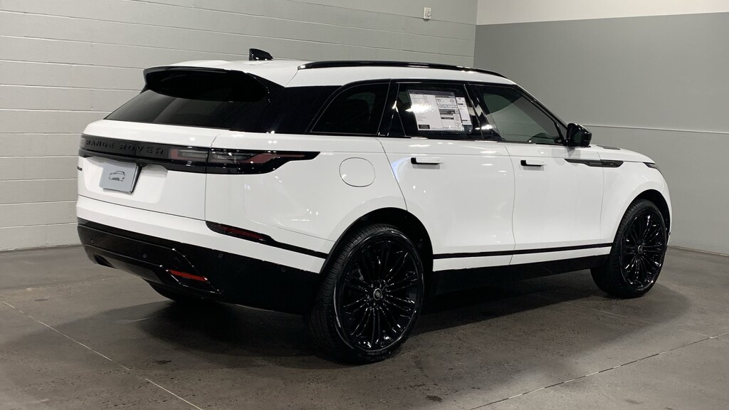 Used 2026 Land Rover Range Rover Velar Dynamic SE SUV