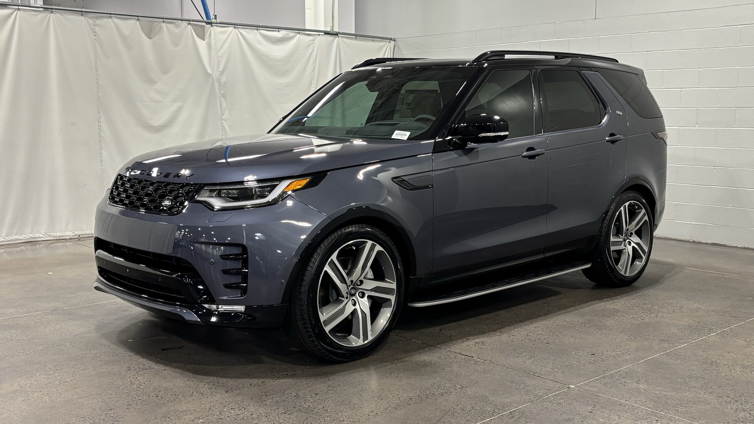 2026 Land Rover Discovery Dynamic SE