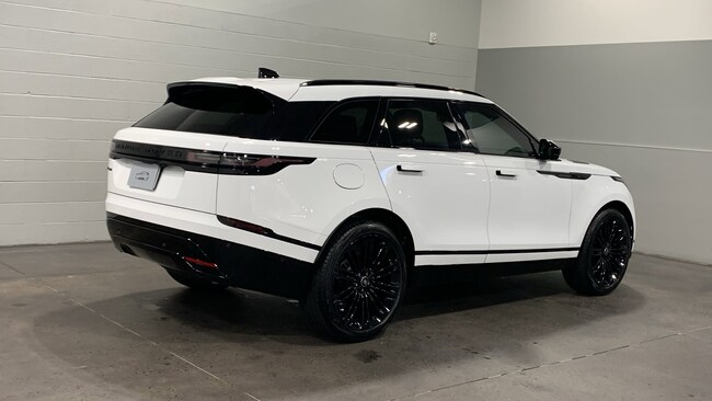 2026 Land Rover Range Rover Velar Dynamic SE SUV