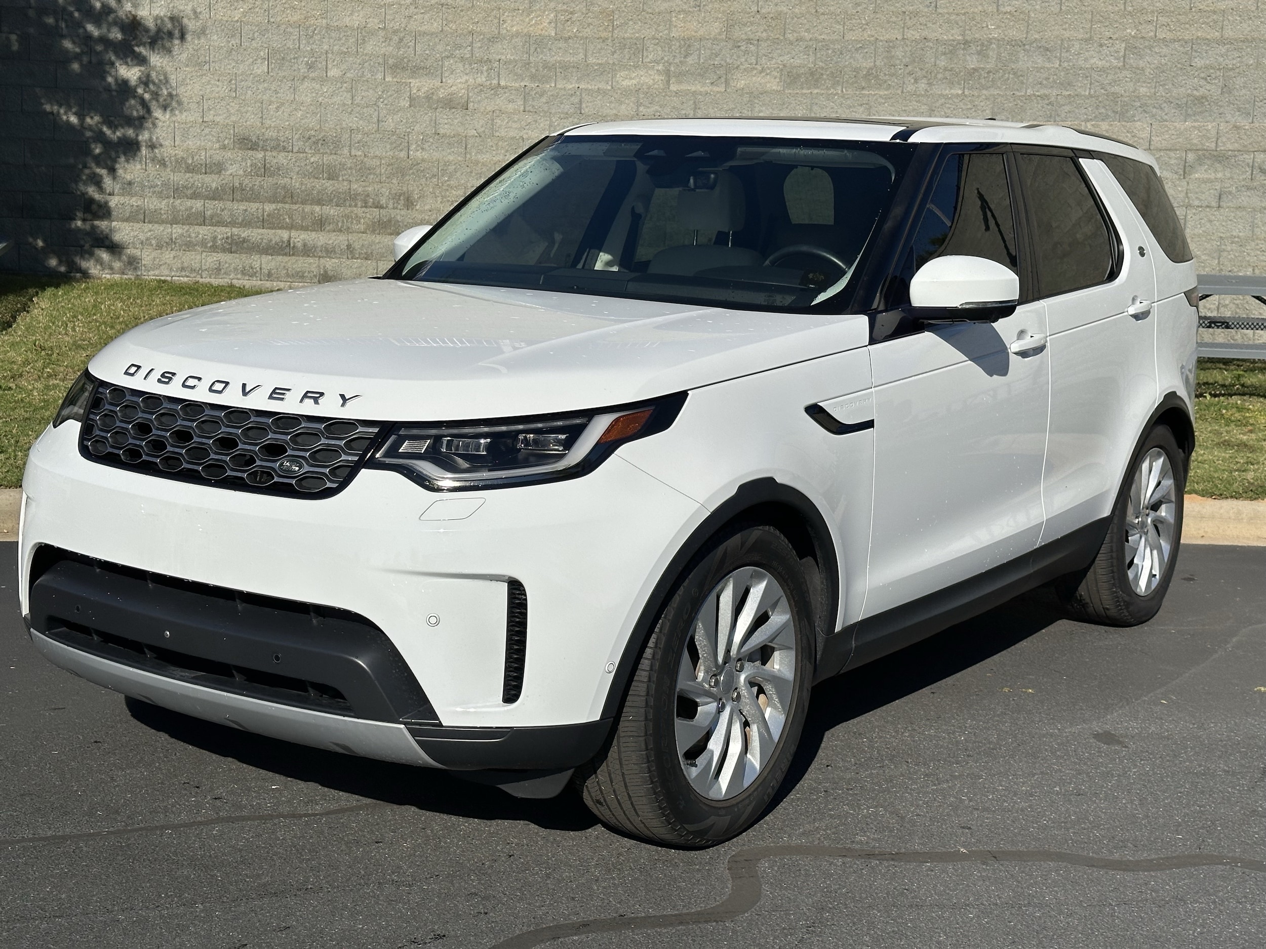 2023 Land Rover Discovery