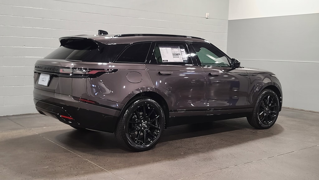 Used 2026 Land Rover Range Rover Velar Dynamic SE SUV