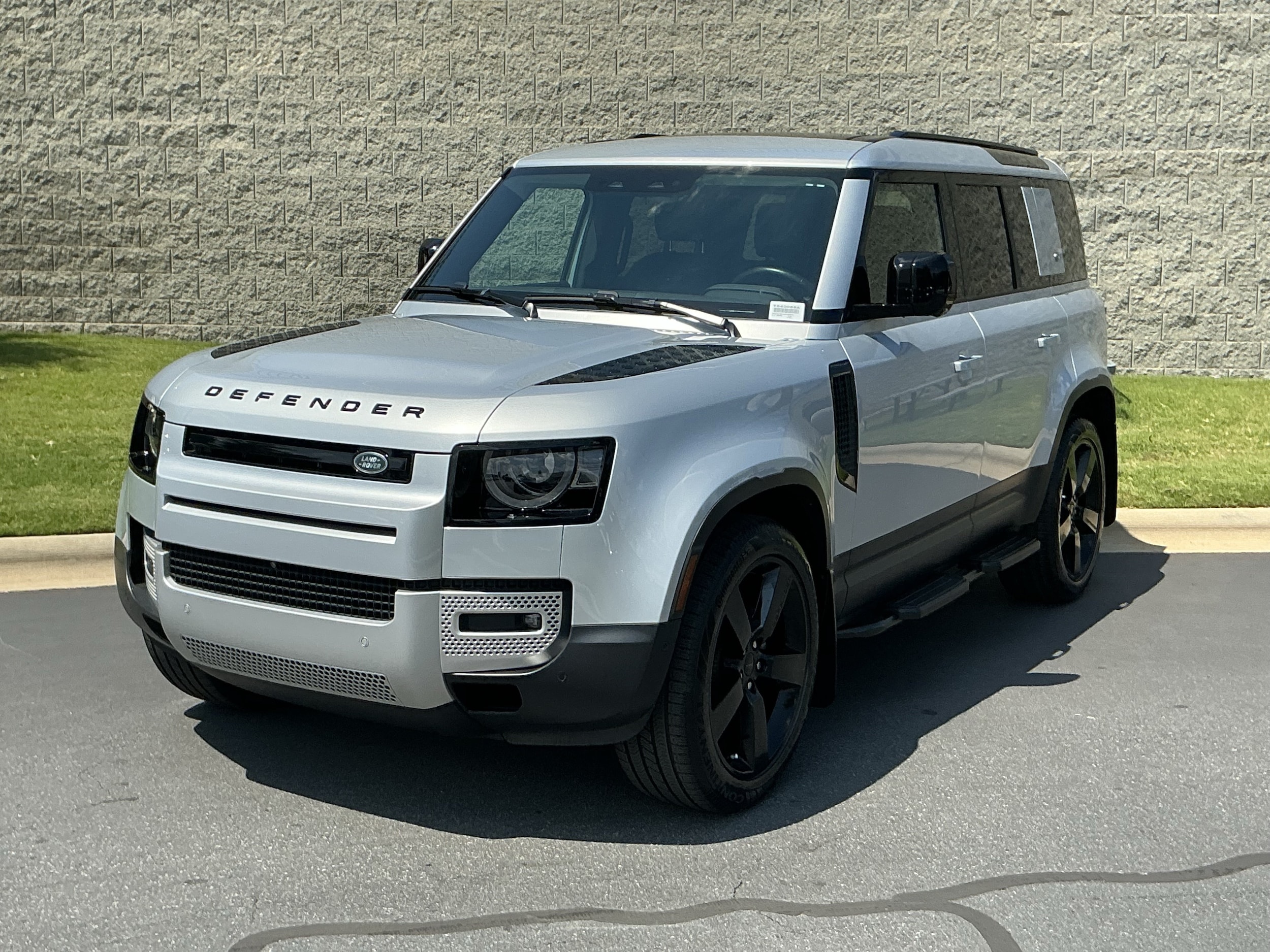 2024 Land Rover Defender S