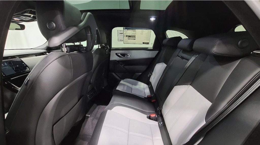 Used 2026 Land Rover Range Rover Velar Dynamic SE SUV
