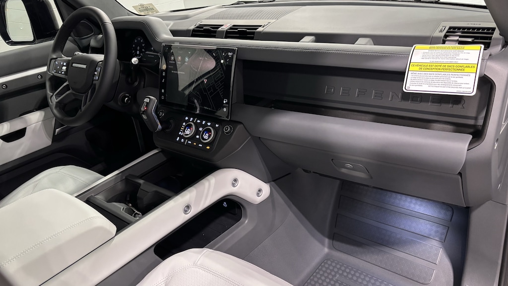 Used 2026 Land Rover Defender X-Dynamic SE SUV
